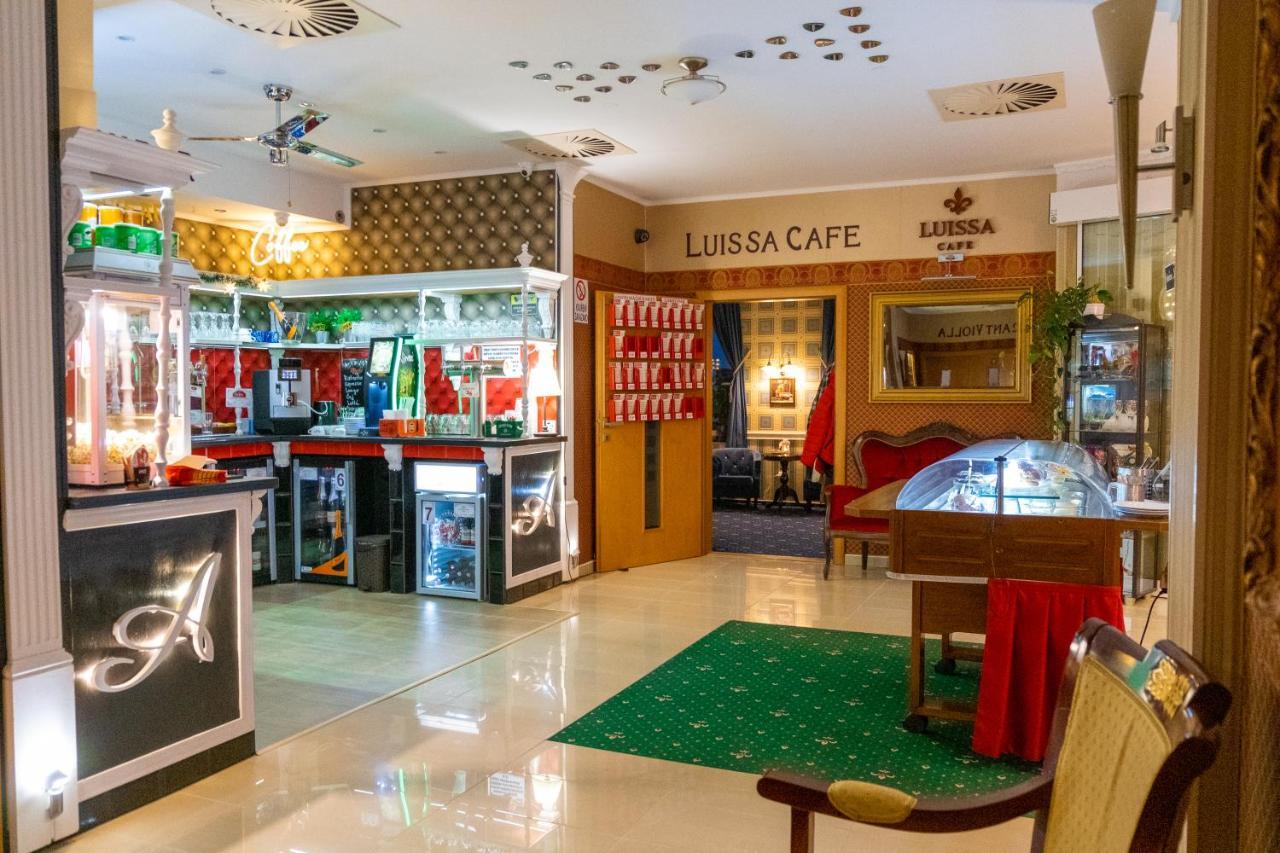 Tommy Wellness & Spa Hotel 4*